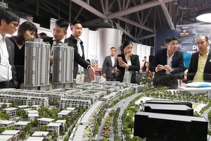 Đại gia địa ốc đổ tiền về tỉnh lẻ