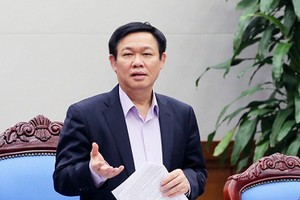 Phó Thủ tướng Vương Đình Huệ chỉ đạo tại cuộc họp (Ảnh: VGP/Thành Chung)