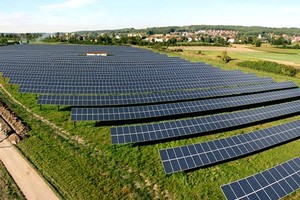 Giá bán lẻ điện hiện tại cũng được cho là khó khuyến khích phát triển các dạng năng lượng tái tạo như điện gió, điện mặt trời.