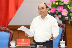 Thủ tướng Nguyễn Xuân Phúc chủ trì cuộc họp sáng 15/5