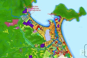 Vị trí cảng Liên chiểu và cảng Tiên Sa hiện tại. Sau khi đầu tư cảng Liên Chiểu, cảng Tiên Sa sẽ được Đà Nẵng chuyển sang làm cảng du lịch