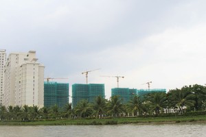 Dự án Cát Tường Phú Sinh được bao phủ hệ thống kênh và cây xanh. Ảnh: Gia Huy