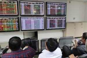 Thị trường phái sinh mở cửa sớm hơn thị trường cơ sở