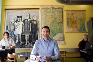 Triệu phú tự thân Chris Reining