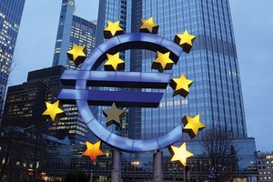 ECB và các ngân hàng trung ương đang quá thận trọng?