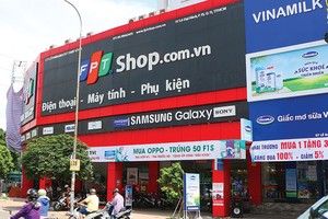 FPT Retail, một đơn vị thành viên của Tập đoàn FPT đã hợp tác với Vinamilk triển khai phân phối sữa tại hệ thống FPT Shop trên toàn quốc 