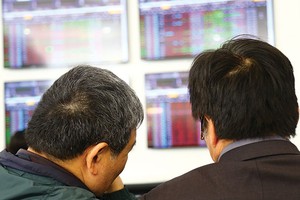 Tin đồn, “đặc sản” của thị trường chứng khoán Việt
