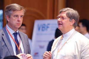 Câu chuyện pháp lý trong thu hút vốn ngoại vào doanh nghiệp Việt Nam luôn được Nhóm công tác thị trường vốn nêu lên tại Diễn đàn doanh nghiệp