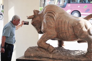 Giá trị mua ròng của khối ngoại trên thị trường chứng khoán trong nửa đầu năm 2017 tăng đột biến