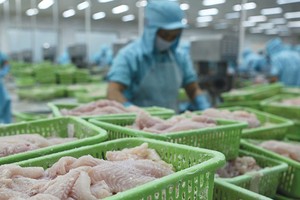 Biến động giá nguyên liệu, nhiều doanh nghiệp sụt giảm lợi nhuận