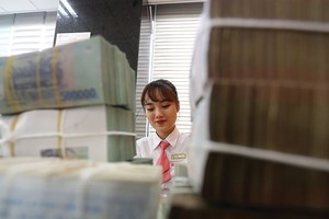 Tăng nóng cho vay nên được coi là nguy cơ