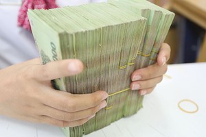 6 tháng cuối năm, VND sẽ tiếp tục mất giá