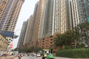 Dự án căn hộ cao cấp đang có sự cạnh tranh khá quyết liệt do nguồn cung không ngừng gia tăng. Ảnh: Dũng Minh