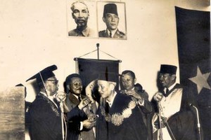 Chủ tịch Hồ Chí Minh và Tổng thống Indonesia Sukarno có mối quan hệ thắm thiết, quý mến (Ảnh tư liệu)