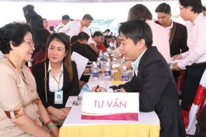 Có thêm hàng nghìn doanh nghiệp môi giới bất động sản được thành lập mới tại TP.HCM trong 8 tháng đầu năm 2017. Ảnh: Gia Phú