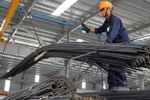 Sắt thép, xi măng “được mùa” xuất khẩu