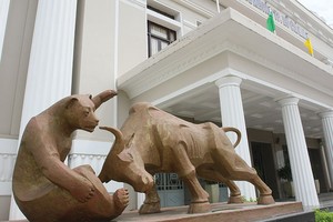 Hào hứng chờ sản phẩm mới từ HOSE