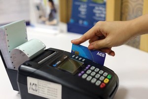 Ngày càng nhiều ứng dụng công nghệ thanh toán gia nhập thị trường khiến các ngân hàng không thể ngồi yên.