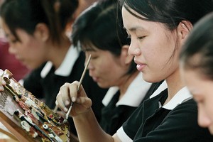 Theo Báo cáo Năng lực cạnh tranh toàn cầu 2017-2018, Việt Nam đã tăng 5 bậc trên bảng xếp hạng, từ vị trí 60/138 lên vị trí 55/137 quốc gia