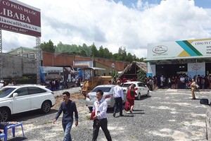 Một buổi mở bán của Công ty cổ phần Địa ốc Alibaba. Ảnh: Việt Dũng