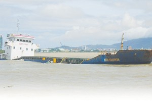 Bão số 12 gây hậu quả nặng nề cho các tỉnh Bình Định, Khánh Hòa