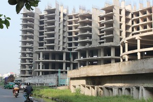 Thị trường bất động sản phía Nam cuối năm xuất hiện nhiều rủi ro. Ảnh: Gia Huy