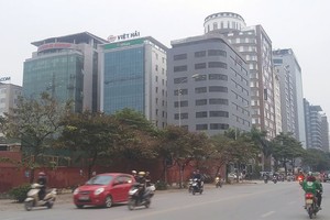 Phía Tây đang chiếm ưu thế về nguồn cung văn phòng hạng B, hạng C