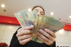 Thông tin thưởng Tết của các ngân hàng luôn thu hút sự quan tâm của thị trường