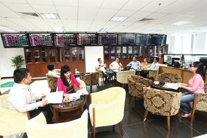 Công ty chứng khoán cạnh tranh, nhà đầu tư hưởng lợi