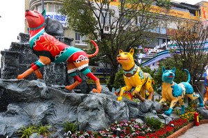 Ý nghĩa của ba chủ đề trên đường hoa Nguyễn Huệ