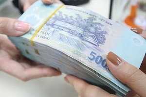 Lại “nóng” việc đảm bảo an toàn tiền gửi khách hàng