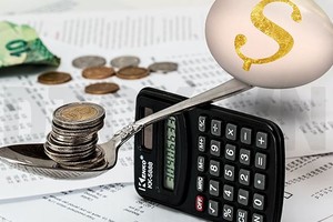 Chính phủ thúc nâng tầm thị trường chứng khoán