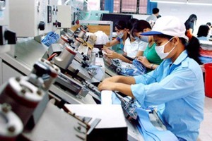 Cải thiện môi trường kinh doanh: Cần giải quyết 2 nút thắt