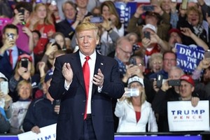 Ông Trump phát biểu tại bang Michigan hôm qua. Ảnh: AFP.