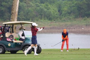 Sẽ quản lý sân golf bằng điều kiện kinh doanh