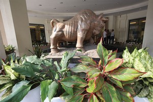 Đề xuất Chính phủ chỉ đạo gỡ vướng nới room