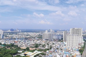 Đô thị hóa Vùng TP.HCM: Không chỉ là vấn đề giảm tải
