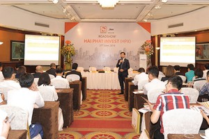 Cung cấp thông tin chủ động là cách tốt nhất để thuyết phục nhà đầu tư, khách hàng.