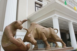 Thúc đẩy sự phát triển bền vững và minh bạch