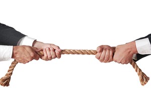 Tranh chấp bảo hiểm: Chủ yếu tại… khách hàng “khai man”!