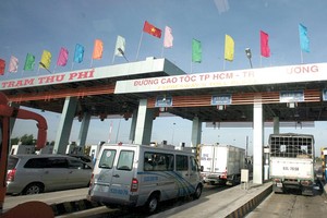 Đường cao tốc TP.HCM - Trung Lương hiện do Công ty cổ phần Tập đoàn Yên Khánh thu phí.