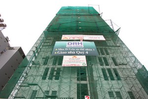 DRH Holdings cất nóc Dự án D-Vela