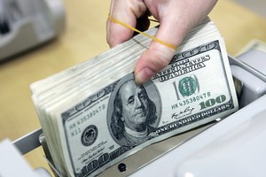 Với lượng dự trữ ngoại hối lớn, NHNN vẫn có thể 
ổn định được thị trường ngoại hối từ nay đến cuối năm