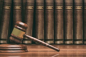 Án kiện hành chính: Vì sao tố tụng bị kéo dài?