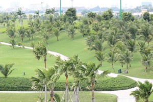 Sân golf sân bay Tân Sơn Nhất được đề xuất loại bỏ. Ảnh: Gia Huy