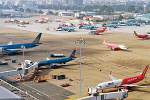 Lựa hướng đầu tư tối ưu sân bay Tân Sơn Nhất