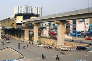 Hà Nội cần hoàn thiện thủ tục điều chỉnh thời gian thực hiện của 24 dự án có thời hạn hoàn thành trong năm 2018 nay chưa hoàn thành và tiếp tục bố trí vốn đế triển khai thực hiện trong kế hoạch đầu tư công năm 2019.