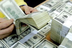 TS. Cấn Văn Lực, chuyên gia ngân hàng đánh giá, sức ép lên VND trong năm 2019 được dự báo là không quá lớn.