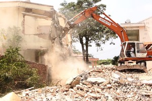 Giải phóng mặt bằng luôn là khâu khó khăn nhất tại các dự án hạ tầng giao thông.