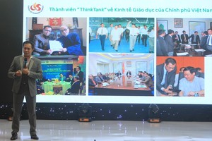 Diễn giả Nguyễn Hữu Thái Hòa trình bày tại hội thảo.